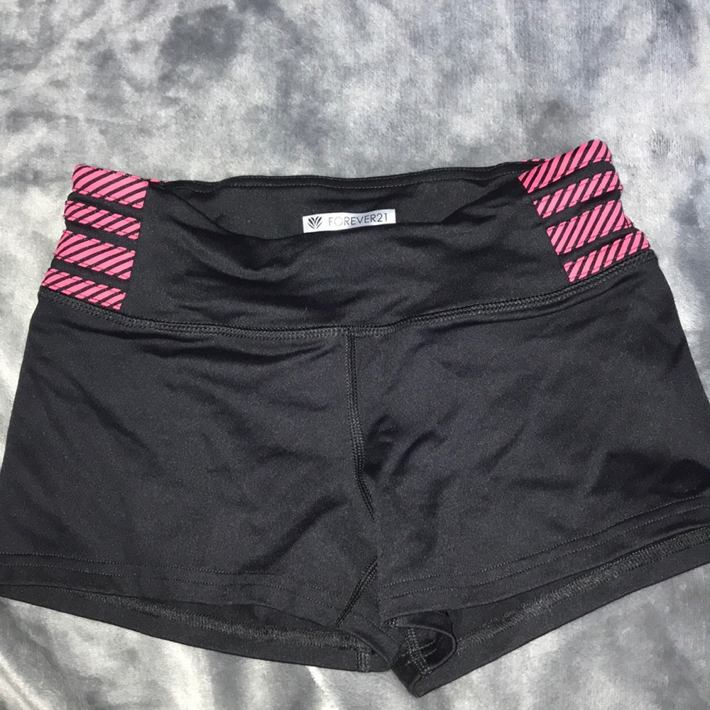 F21 SHORTS
